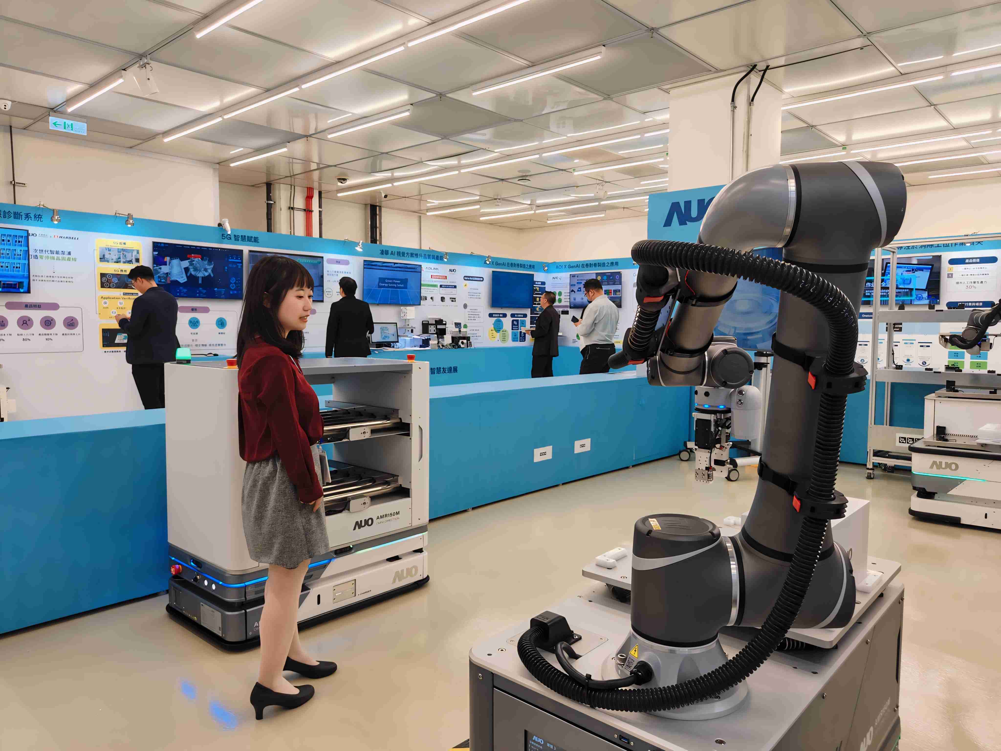 2024智能人生就是博展邀集生态圈伙伴共同参展，，，，从数字应用、、、净零减碳到能源发展，，创造全方位永续商机，，，携手生态圈伙伴迈向永续未来